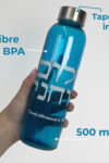 Botella azul 500ml con “Paz Interior” escrita en hebreo